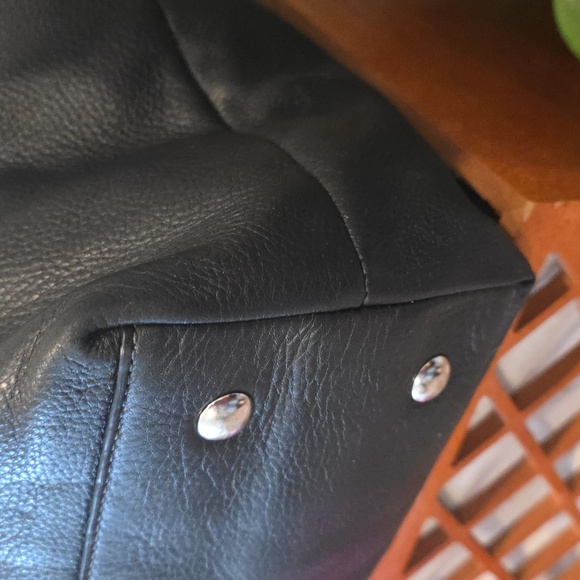 Coach Penelope Large Sized Tote With 3 Compartments Turnlock Accent - Picture 7 of 11